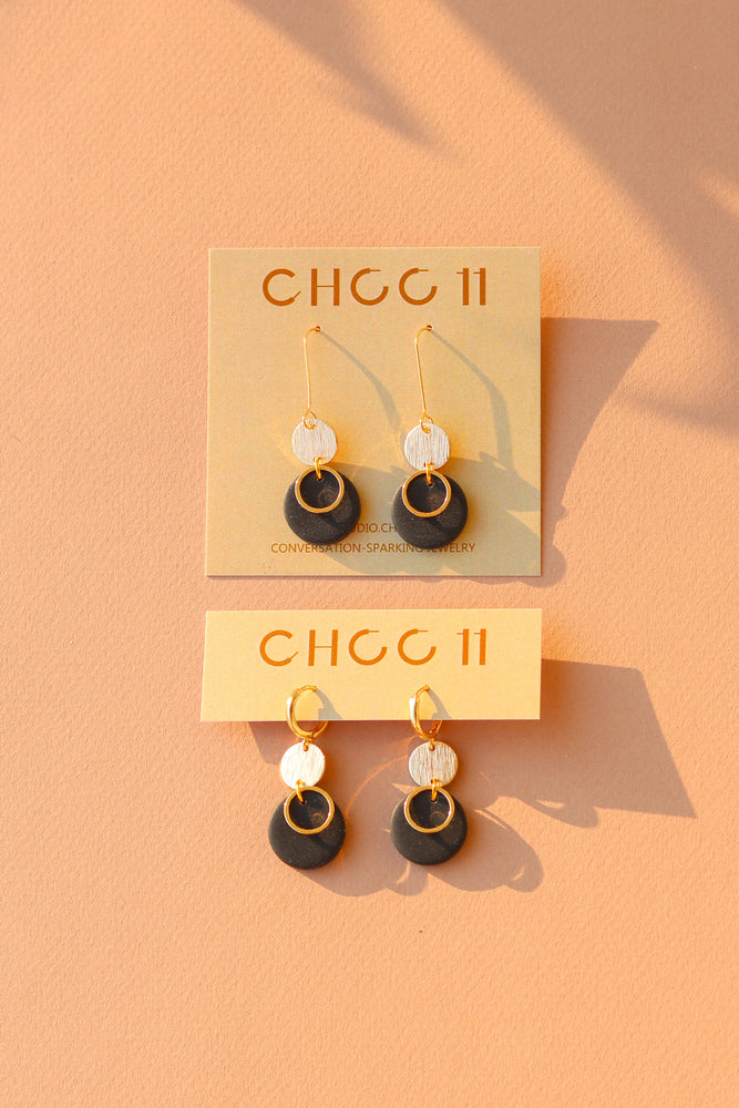 ANNE EARRINGS // Gold-tone