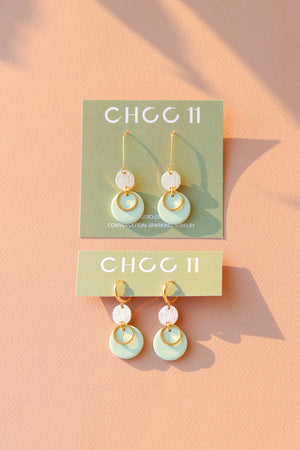 ANNE EARRINGS // Gold-tone