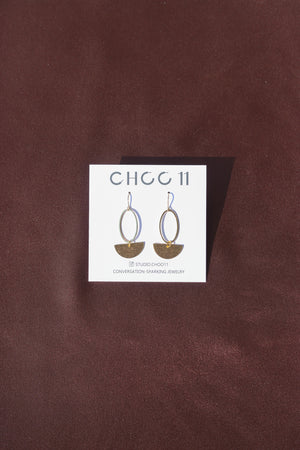 X GOLD-PLATED OVAL RING EARRINGS