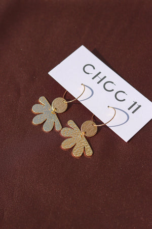 X GOLD-PLATED HALF FLOWER EARRINGS