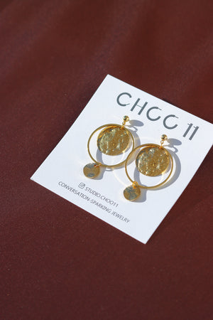 X GOLD PLATED HAMMRED ROUND EARRING 06