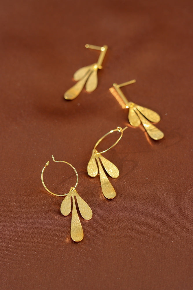 X GOLD PLATED LEAF EARRING 12