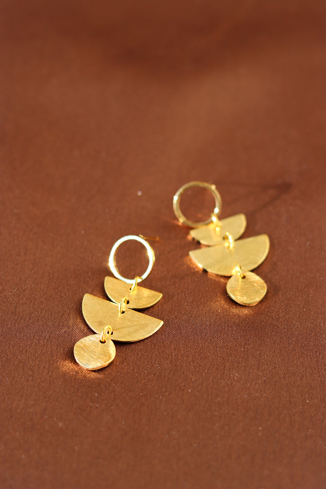 X GOLD PLATED GEOMETRIC EARRING 18