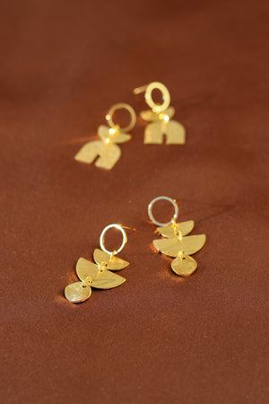 X GOLD PLATED GEOMETRIC EARRING 18