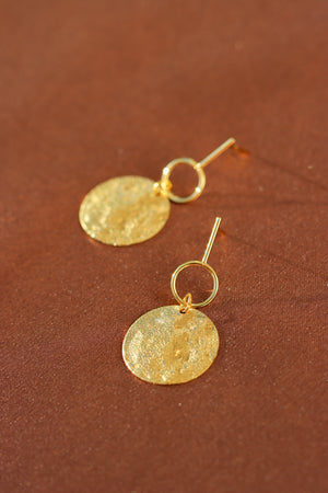 X-GOLD PLATED HAMMERD ROUND EARRING 19