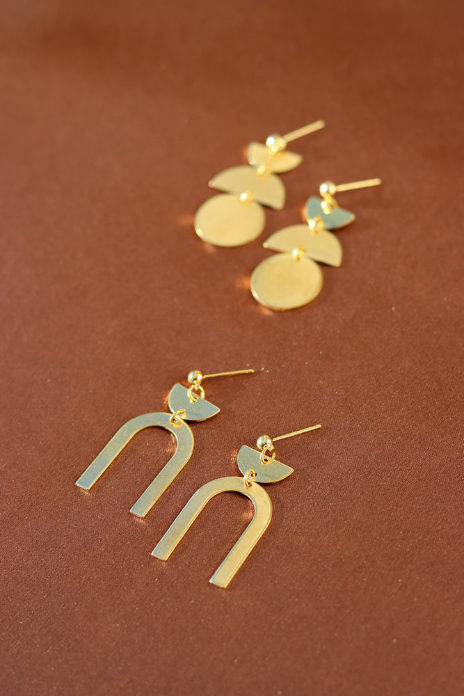 
            
                Load image into Gallery viewer, Z-BRASS EARRING 02
            
        